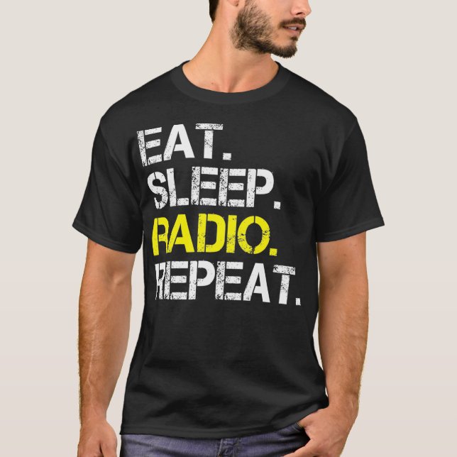 Upprepa funktionell Radio Älskare Gift T Shirt (Framsida)