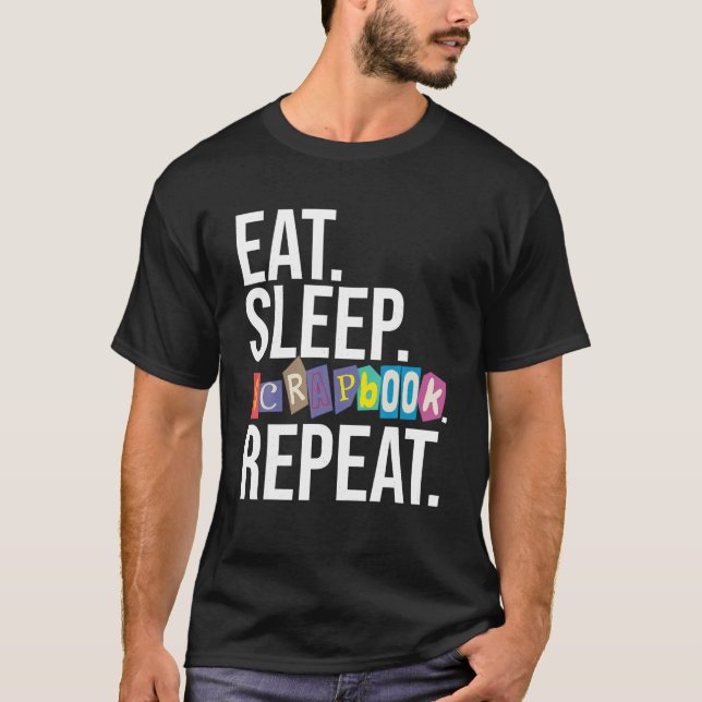 Upprepa skräpboksskräppost i viloläge t shirt (Framsida)
