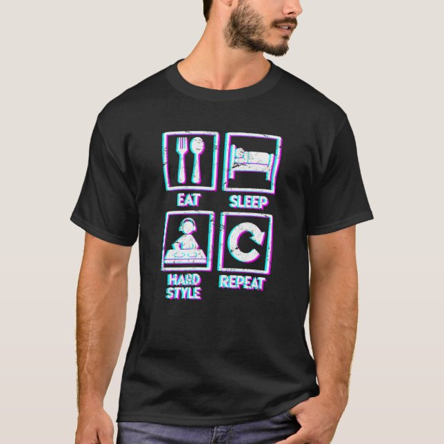 Upprepa Techno Music Hardstyle för att spara i vil T Shirt (Framsida)