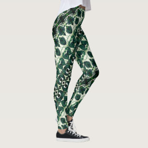 Upprepad grönt för grov nödanrop under vit struktu leggings