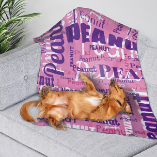 Upprepad Pet Namn Mönster Rosa Lila White Typsnitt Fleecefilt