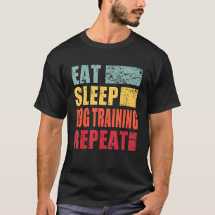 Upprepad utbildning i viloläge i Hund T Shirt