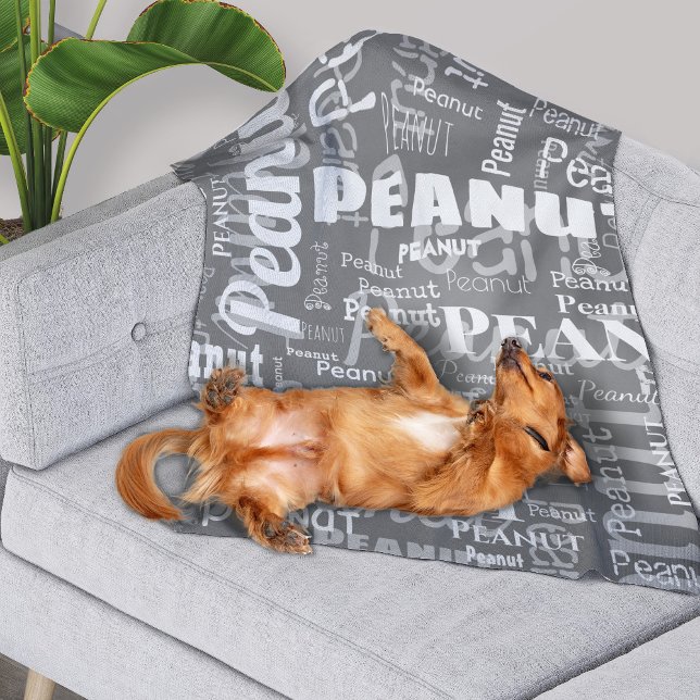 Upprepat Pet Namn Mönster Grått White Modern Fleecefilt (This image is representative of the small size blanket.)