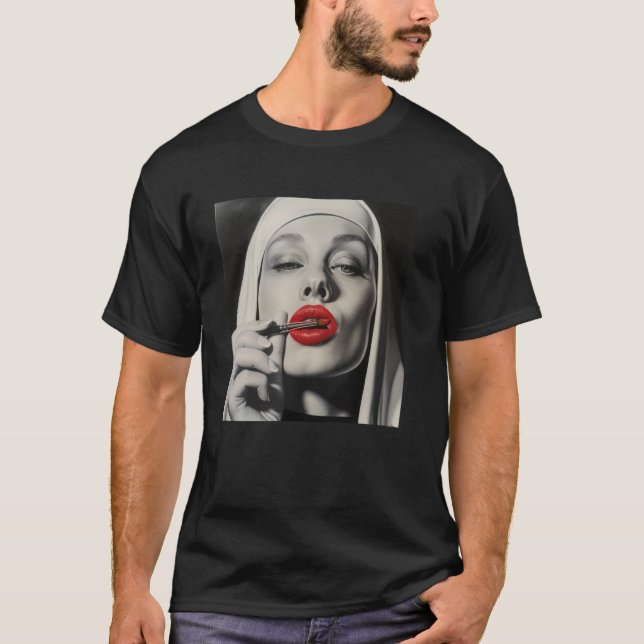 upprorisk nunna med läppstift, upprorisk nunna  1 t shirt (Framsida)