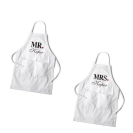 Uppsättning 2 Mr. & Mrs Heart Couples White Aprons