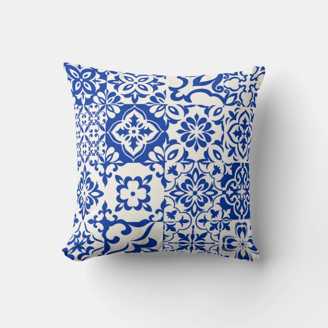 Uppsättning med 16 brickor Azulejos i blått, vitt. Kudde (Framsida)