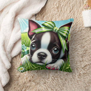 Uppspelad Boston Terrier Puppy med Grönt Bow Kudde