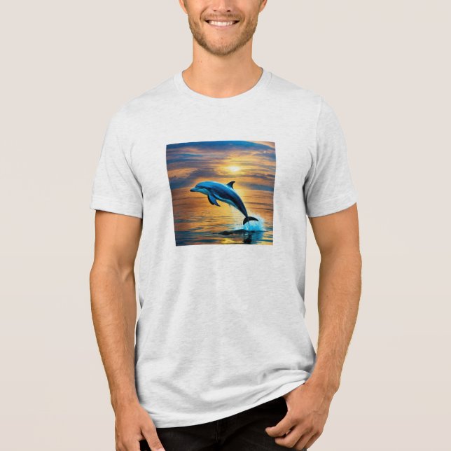Uppspelad delfin i Stänk T-Shirt (Framsida)