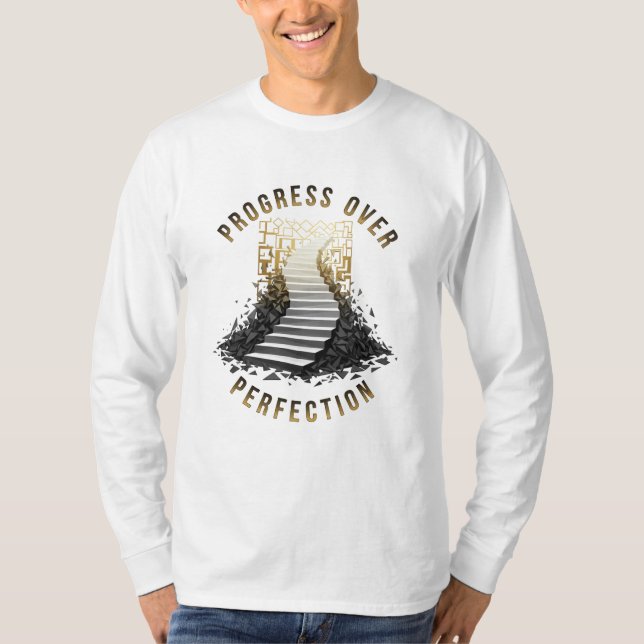 Uppstigning: Den "Framsteg framför Perfektion"-mot T Shirt (Framsida)