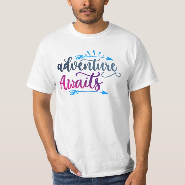 Upptäck Ditt Nästa Äventyr  T Shirt (Framsida)