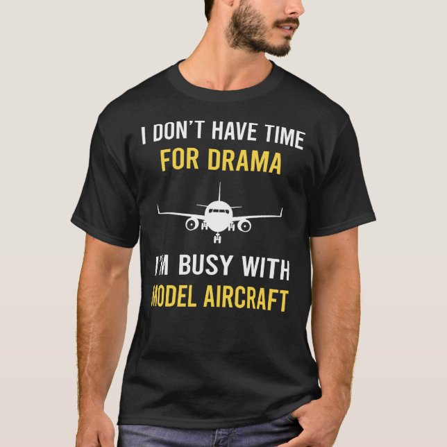 Upptagen med modellflygplan t shirt (Framsida)