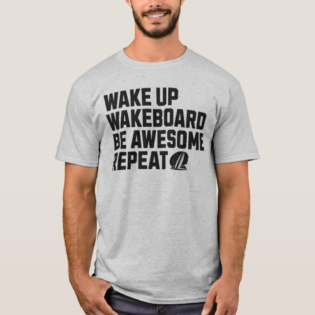 Uppvakta Wakeboard-aktionen i Fantastisk vid uppre T Shirt (Framsida)