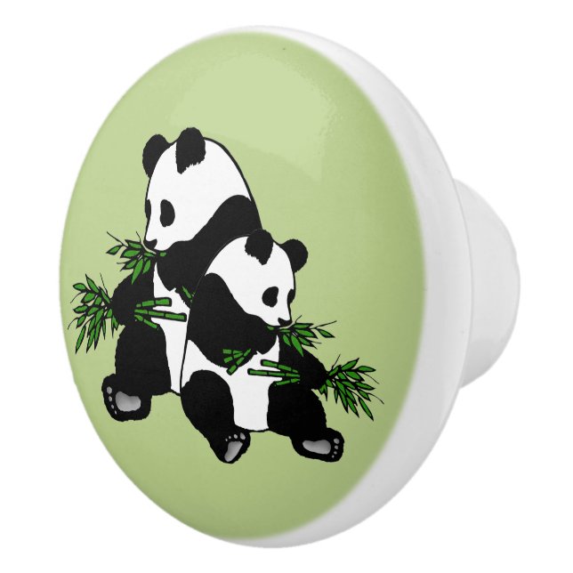 Uppväxande panda knopp (Höger)