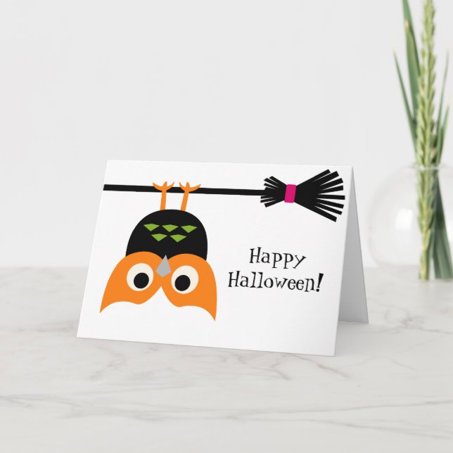 Upside Down Owl on Broom Halloween Card Kort (Framsida)
