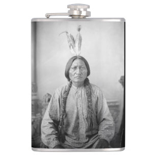Ur-amerikansk ikon: Lakotaledaren Sitting Bull Fickplunta