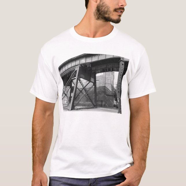 URBAN T TEE (Framsida)