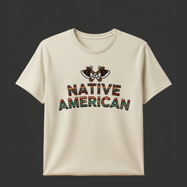 Urfolk Amerikansk Text Mönster T Shirt (Skapare uppladdad)
