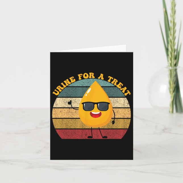 Urine For A Treat Urologiska Squad Rolig Halloween Kort (Framsida)