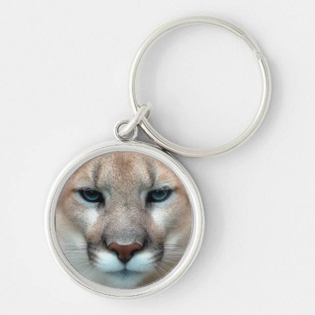 URSNYGG PUMA RUND SILVERFÄRGAD NYCKELRING (Framsidan)