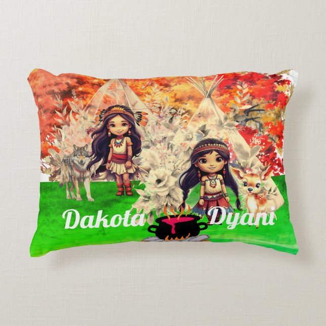 Ursprunglig amerikansk flicka med skogsdjur prydnadskudde (Framsidan)