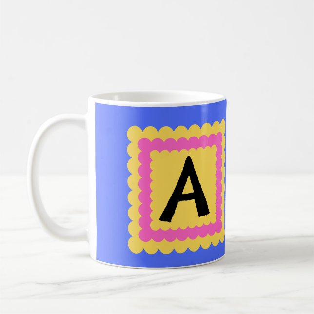 Ursprunglig Bright Scalloped Alphabet Monogram Kaffemugg (Vänster)