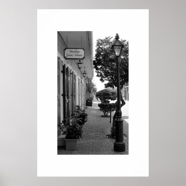 Ursuline Guest House Poster (Framsidan)