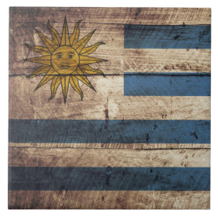 Uruguay flagga på gammalt Wood korn Kakelplatta