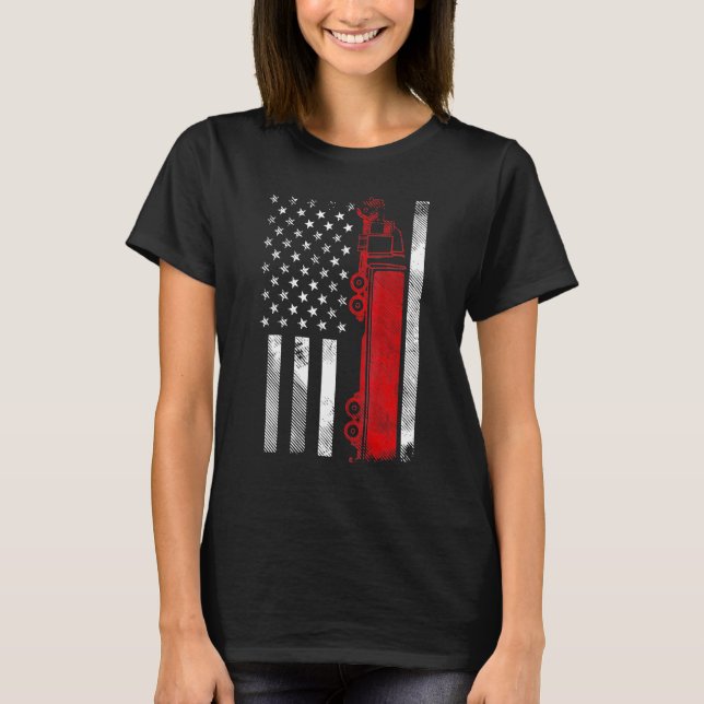 US American Flag Semi Truck Driver 18 Wheeler Truc T Shirt (Framsida)