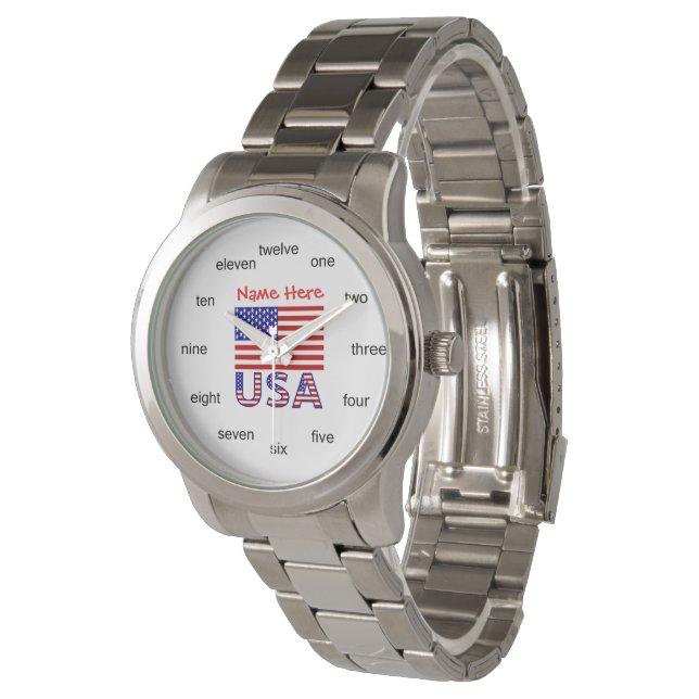 US American Flagga Red Personlig Ord Numbers Armbandsur (Vinklad)