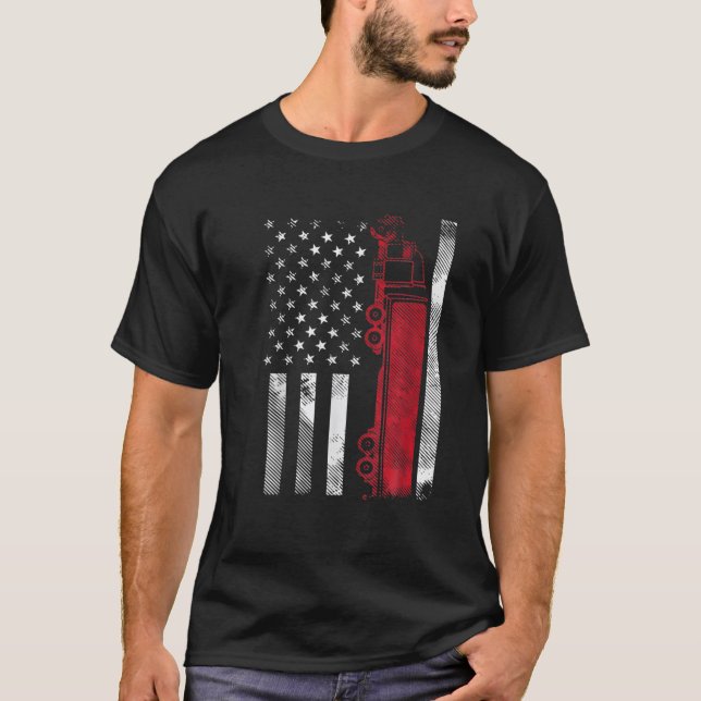US American Flagga Semi Lastbil Driver 18 Wheeler  T Shirt (Framsida)
