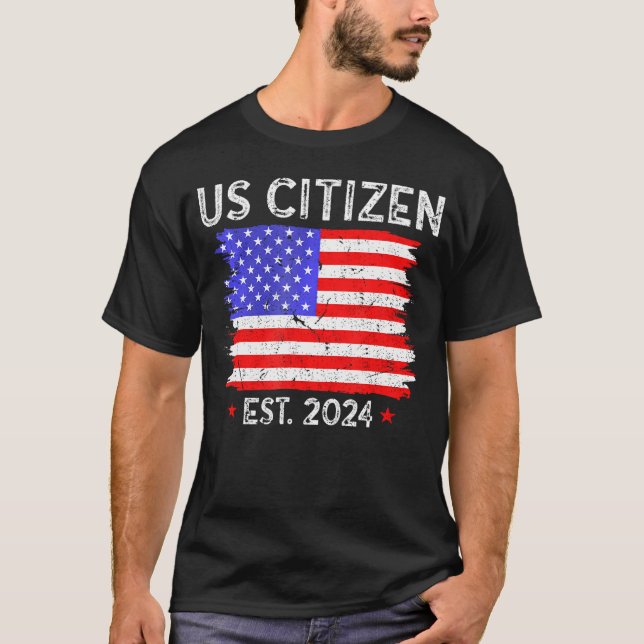 US Citizen Est 2024 US Flagga American Immigration T Shirt (Framsida)