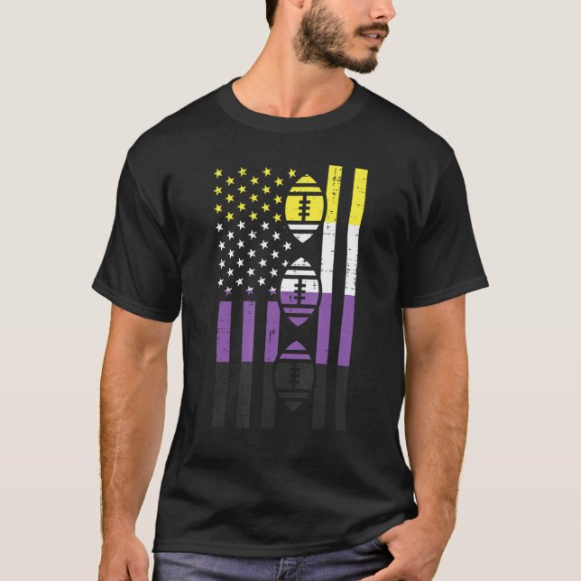US Flagga American Football Nonbinary Enby NB Prid T Shirt (Framsida)