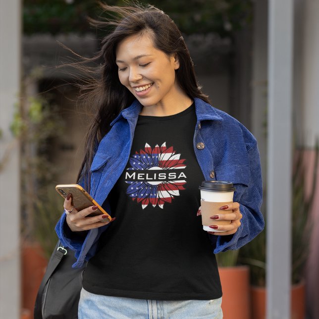 US Flagga Solros med Namn T Shirt (Skapare uppladdad)