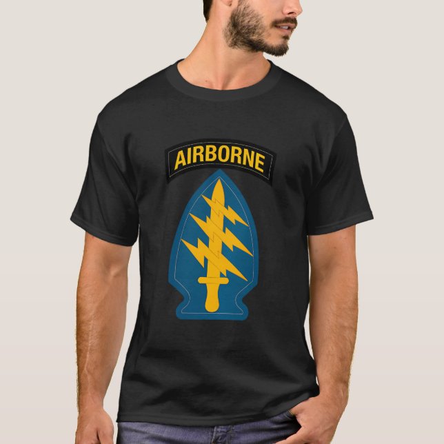 US Speciell Forces - Sf Grönt Beret Patch T Shirt (Framsida)