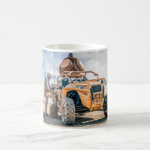 US SPECIELLA OPERATIONER FORDON - MRZR-D4 KAFFEMUGG