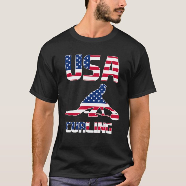 US Team Curling Player US Flagga Winter Sport Älsk T Shirt (Framsida)