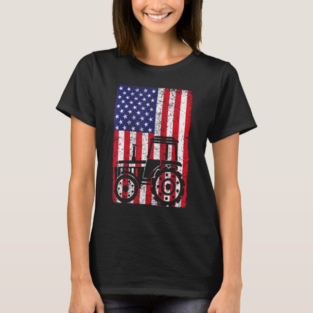USA American Flag Patriotic Farm Tractors Farming T Shirt (Framsida)