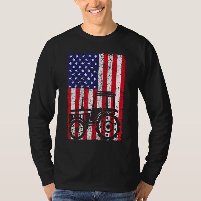USA American Flag Patriotic Farm Tractors Farming T Shirt (Framsida)