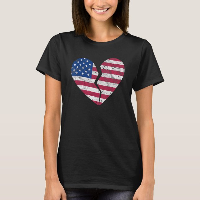 USA American Flagga Broken Heart Shape Heartbrott T Shirt (Framsida)