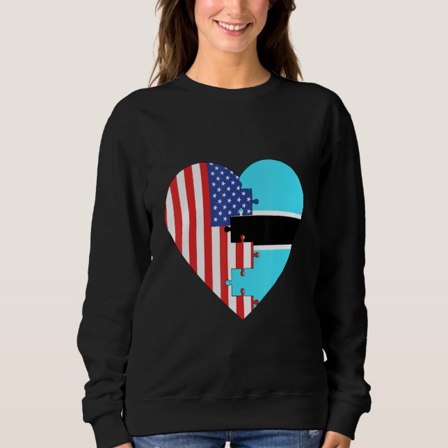 USA and Botswana Flags Heart T Shirt (Framsida)