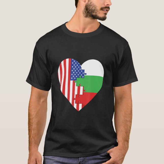 USA and Bulgaria Flags Heart T Shirt (Framsida)
