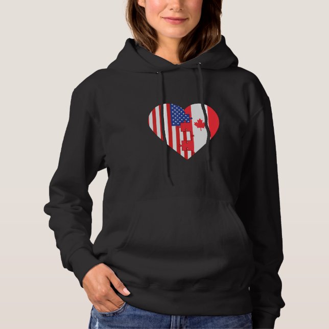 USA and Canada Flags Heart T Shirt (Framsida)