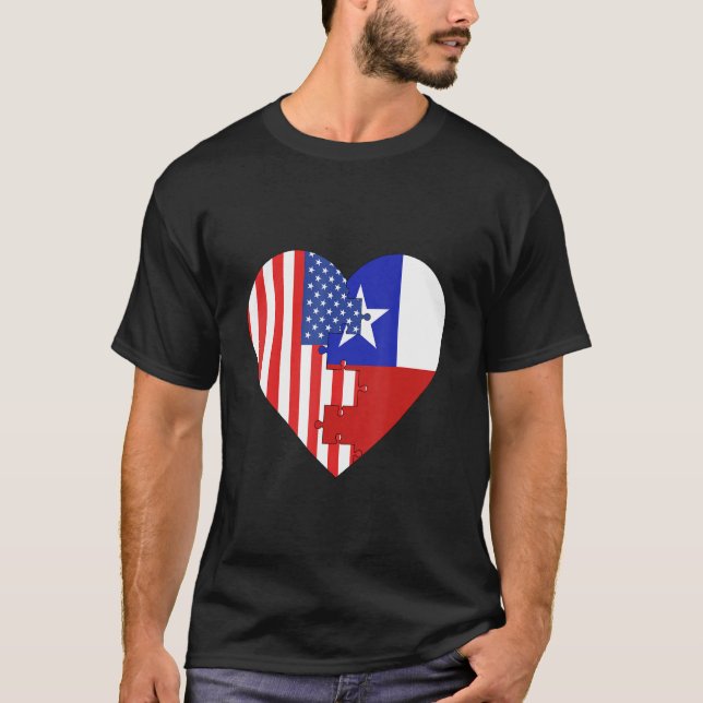 USA and Chile Flags Heart T Shirt (Framsida)