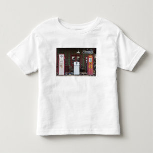 USA, Arizona. Chloride spökstad, gammal bensinstat Tee Shirt