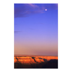 USA, Arizona, Grand Canyon NP. Måne på himlen när Fototryck