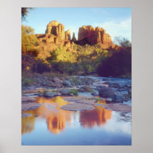 USA, Arizona, Sedona. Cathedral Rock reflekterande Poster