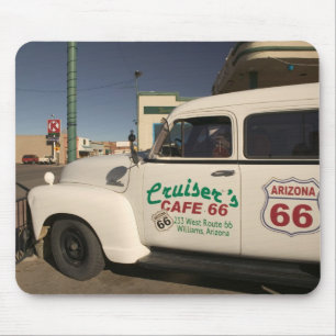 USA, Arizona, Williams: Cruisers Cafe 66 gammal Musmatta