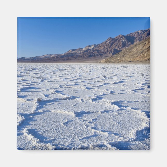 USA, CA, Death Valley NP, Salt Formations at at Magnet (Framsidan)
