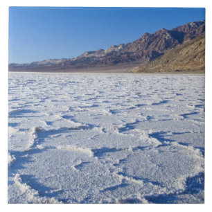 USA, CA, Death Valley NP, Saltformationer vid Kakelplatta