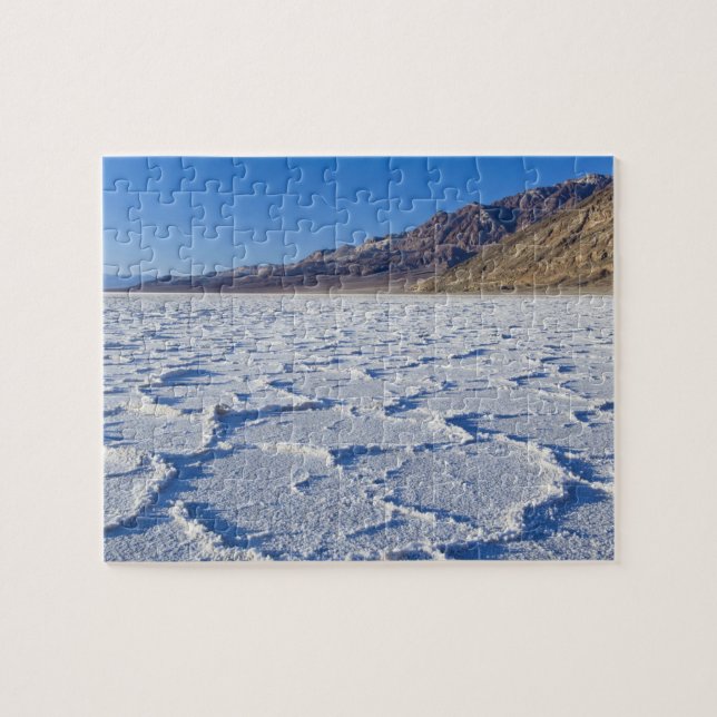 USA, CA, Death Valley NP, Saltformationer vid Pussel (Horisontell)